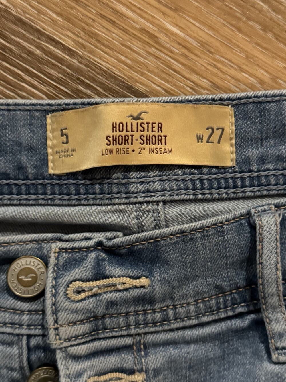Hollister Short-Short Low Rise 2in Light Wash Cut Off Denim Shorts 5 W27